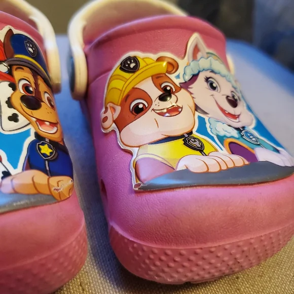Paw Patrol Crocs Pink Size 6c - Picture 3 of 6